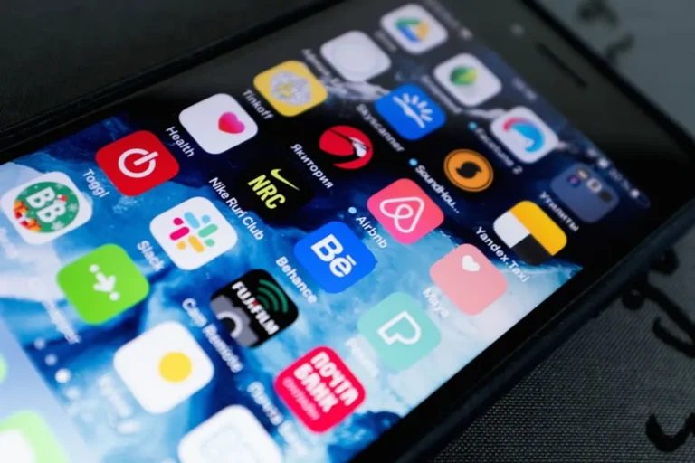 Best App Reviews Checklist for Readers